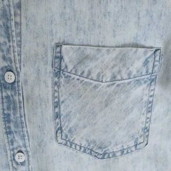 ✨ Rails Ingrid Raw Hem Shirt Button Down Lyocell Linen Blue Light Acid Wash - Picture 7 of 11